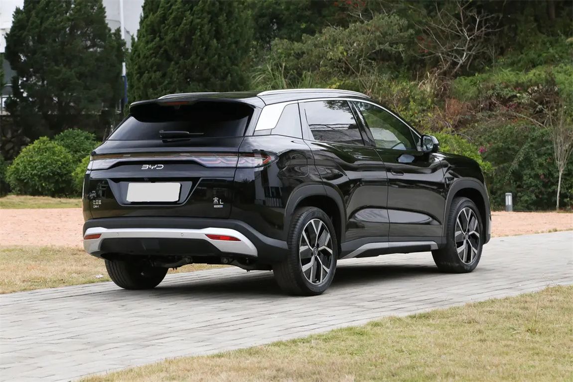 比亚迪 宋L DM-i 2025款 智驾版 160km 卓越型 8