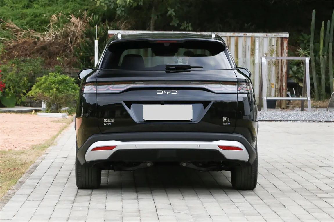 比亚迪 宋L DM-i 2025款 智驾版 160km 卓越型 9