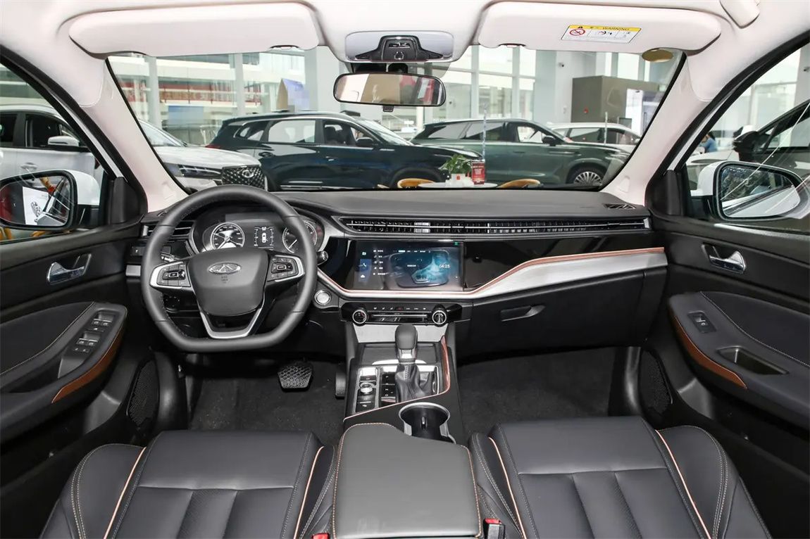 奇瑞 艾瑞泽5 PLUS 2025款 1.5L CVT 新动版 3