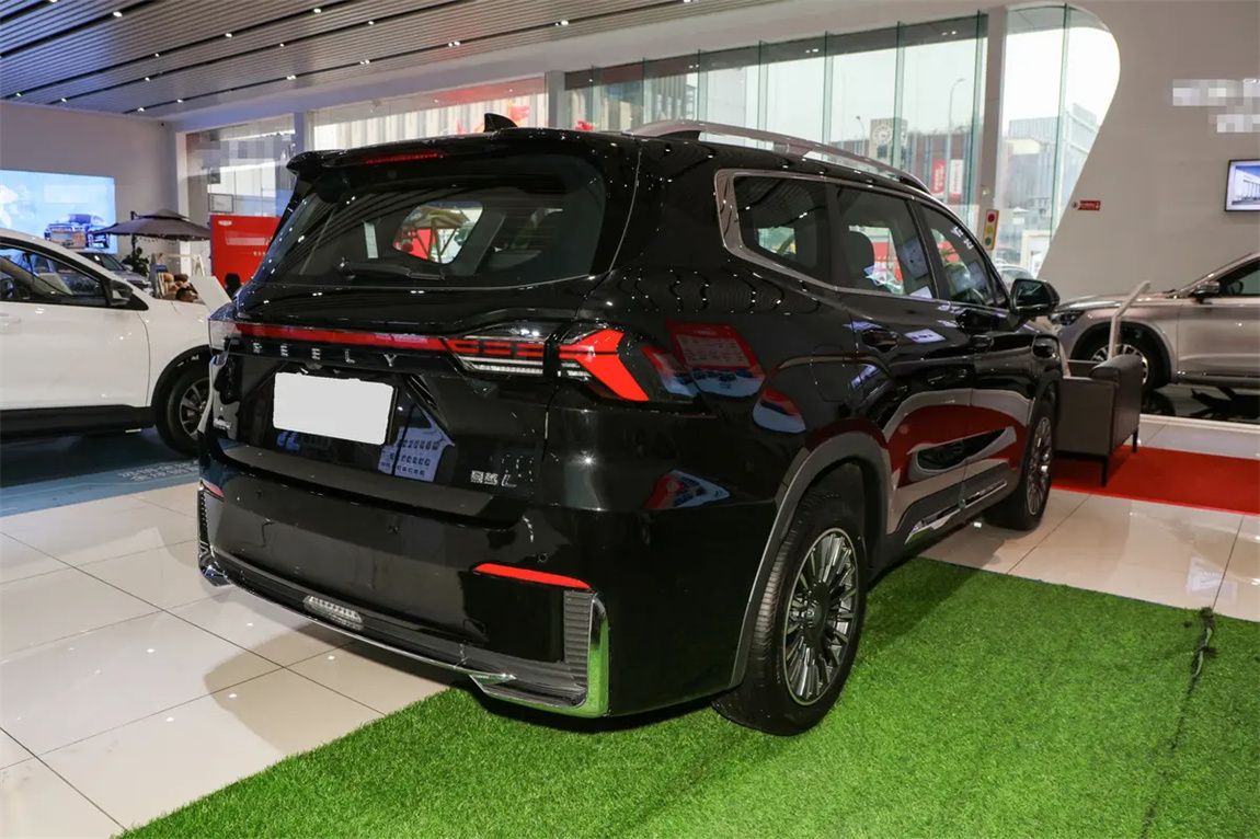 吉利 豪越L 2025款 2.0T DCT尊享款 6