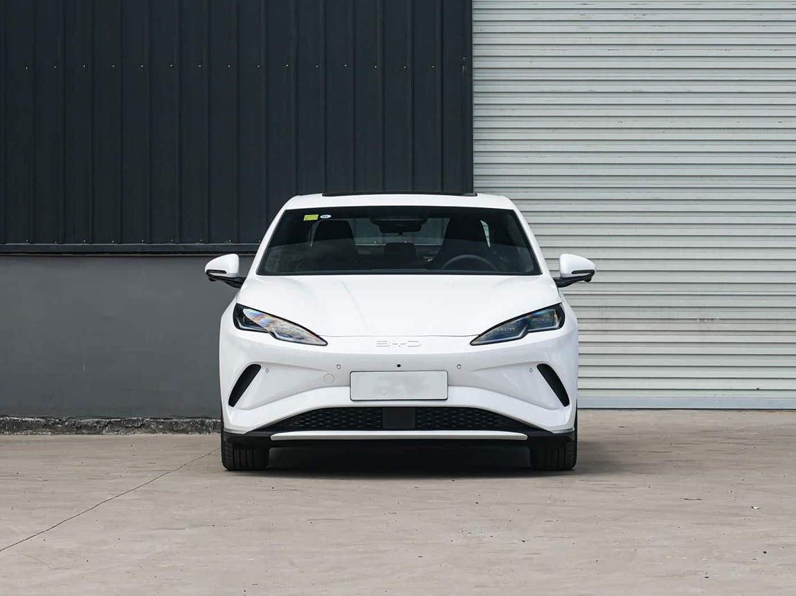 比亚迪 海豹06 2025款 EV 470KM尊荣型 2