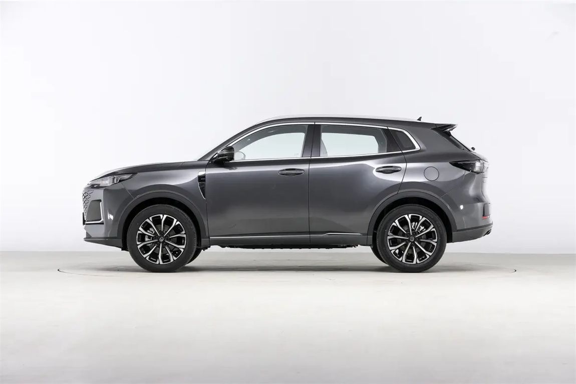 长安CS55PLUS新能源 2025款 智慧新蓝鲸 125km 超能版 7