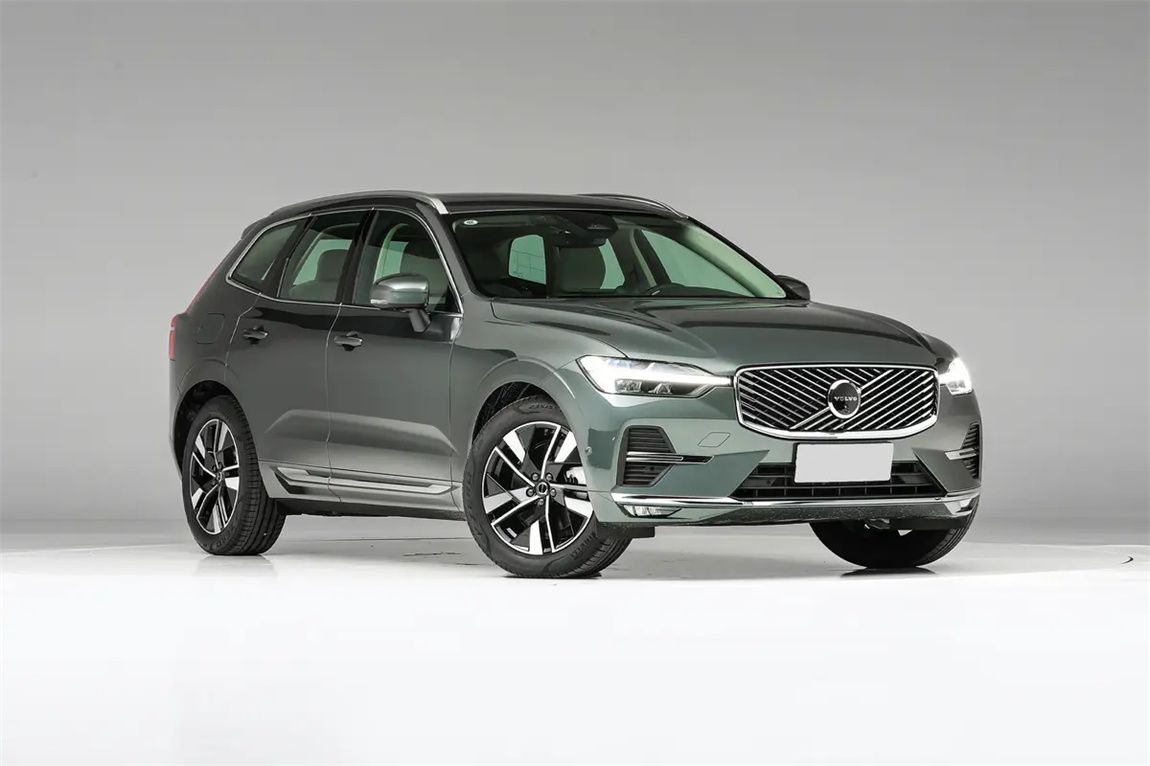 沃尔沃XC60 2026款 B5 四驱智雅豪华版 2