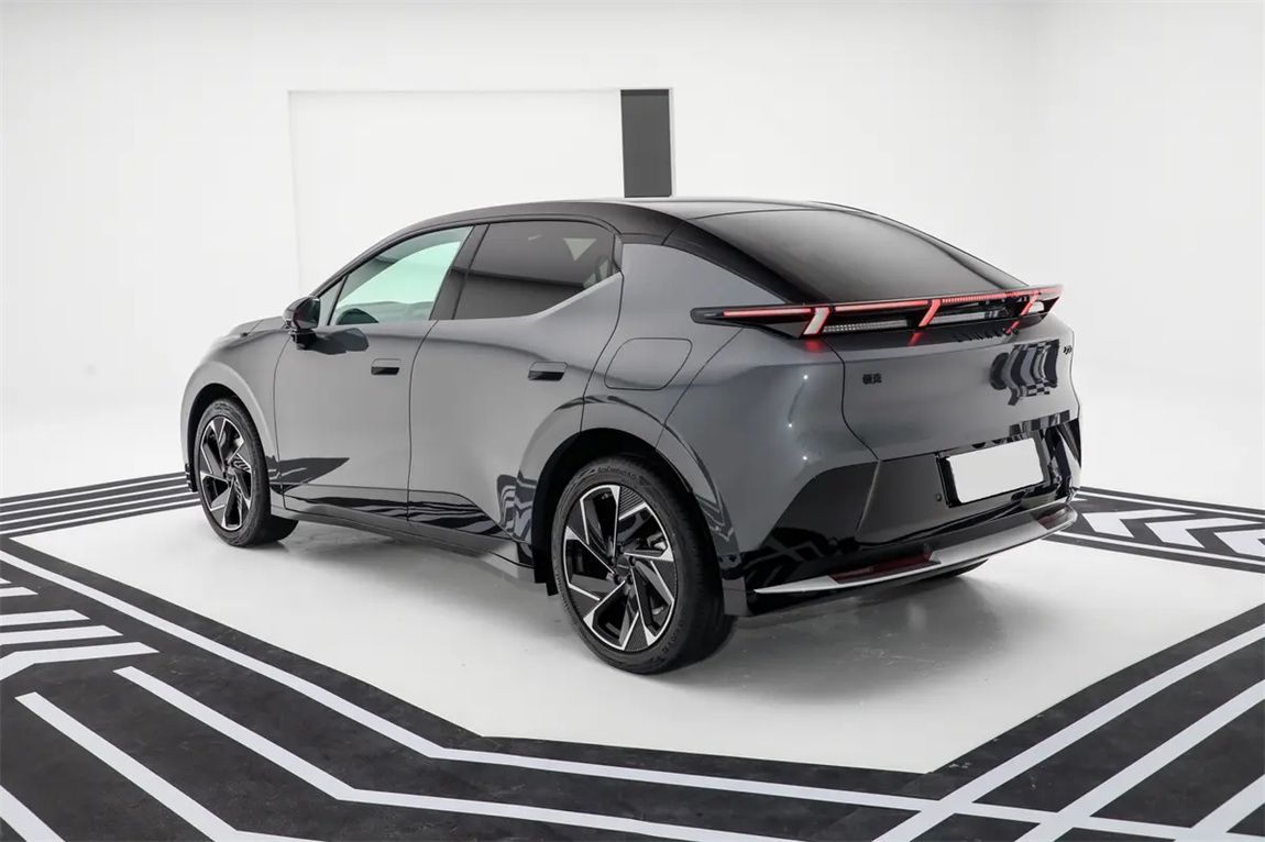 领克Z20 2025款 530km 后驱Max逐日版 10