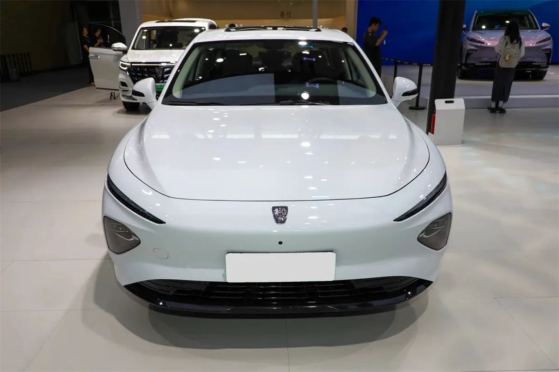 荣威D7 2025款 EV 610km 后驱尊荣版 2