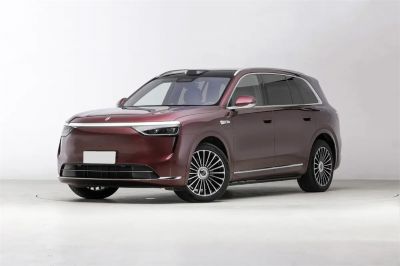 问界M8 2025款 增程 Ultra版 53.4kWh 6座版 12