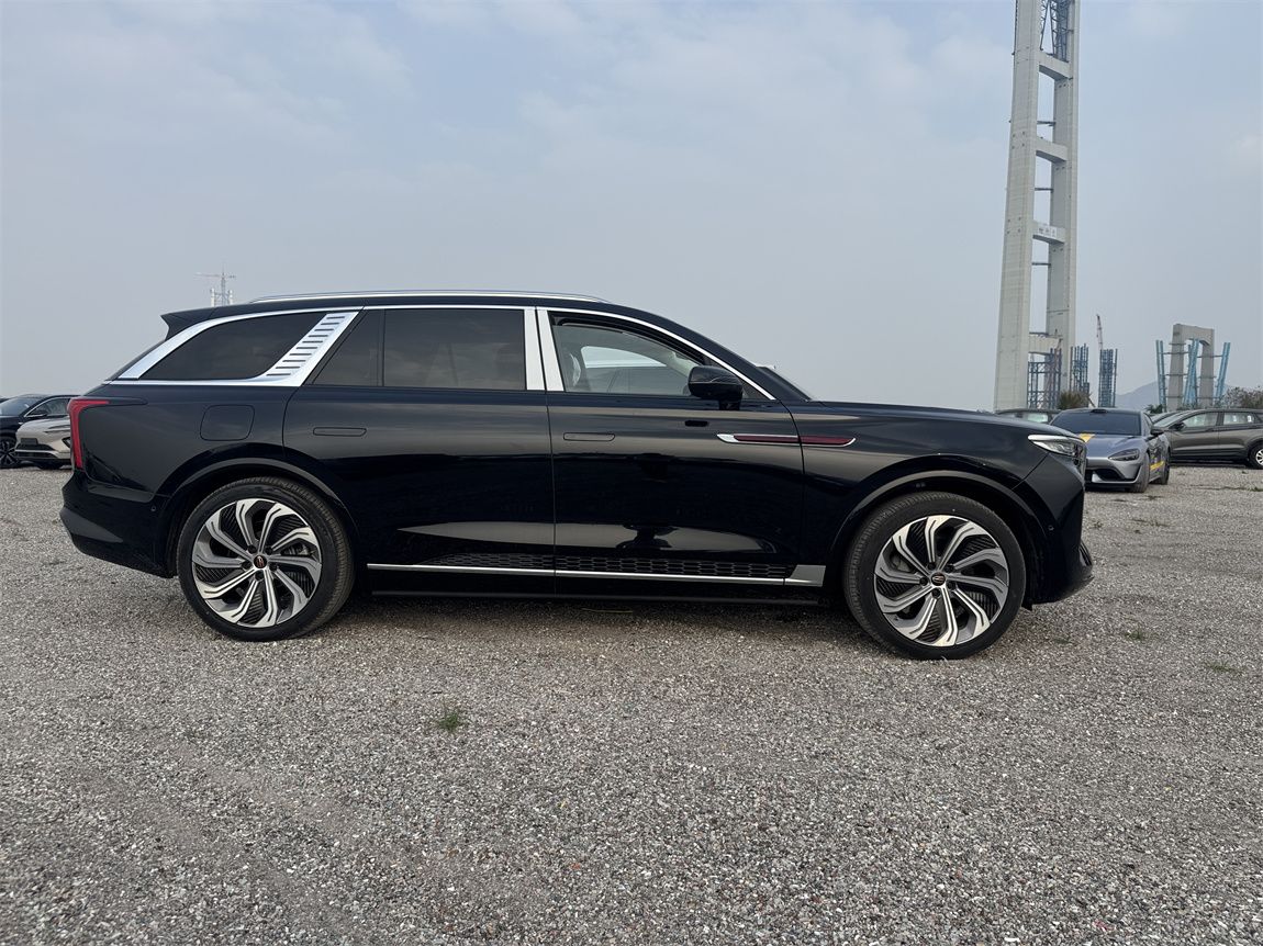 红旗E-HS9 2025款 660km 旗畅版 六座 14