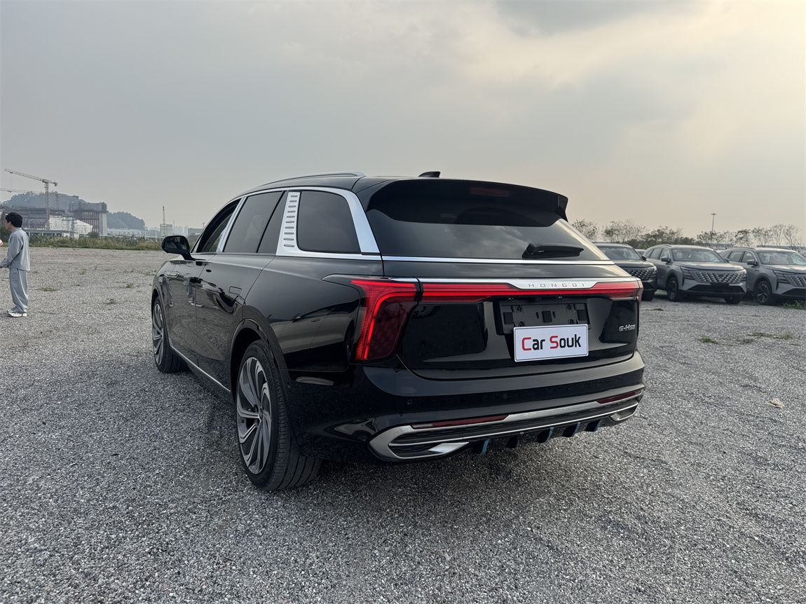 红旗E-HS9 2025款 660km 旗畅版 六座 17