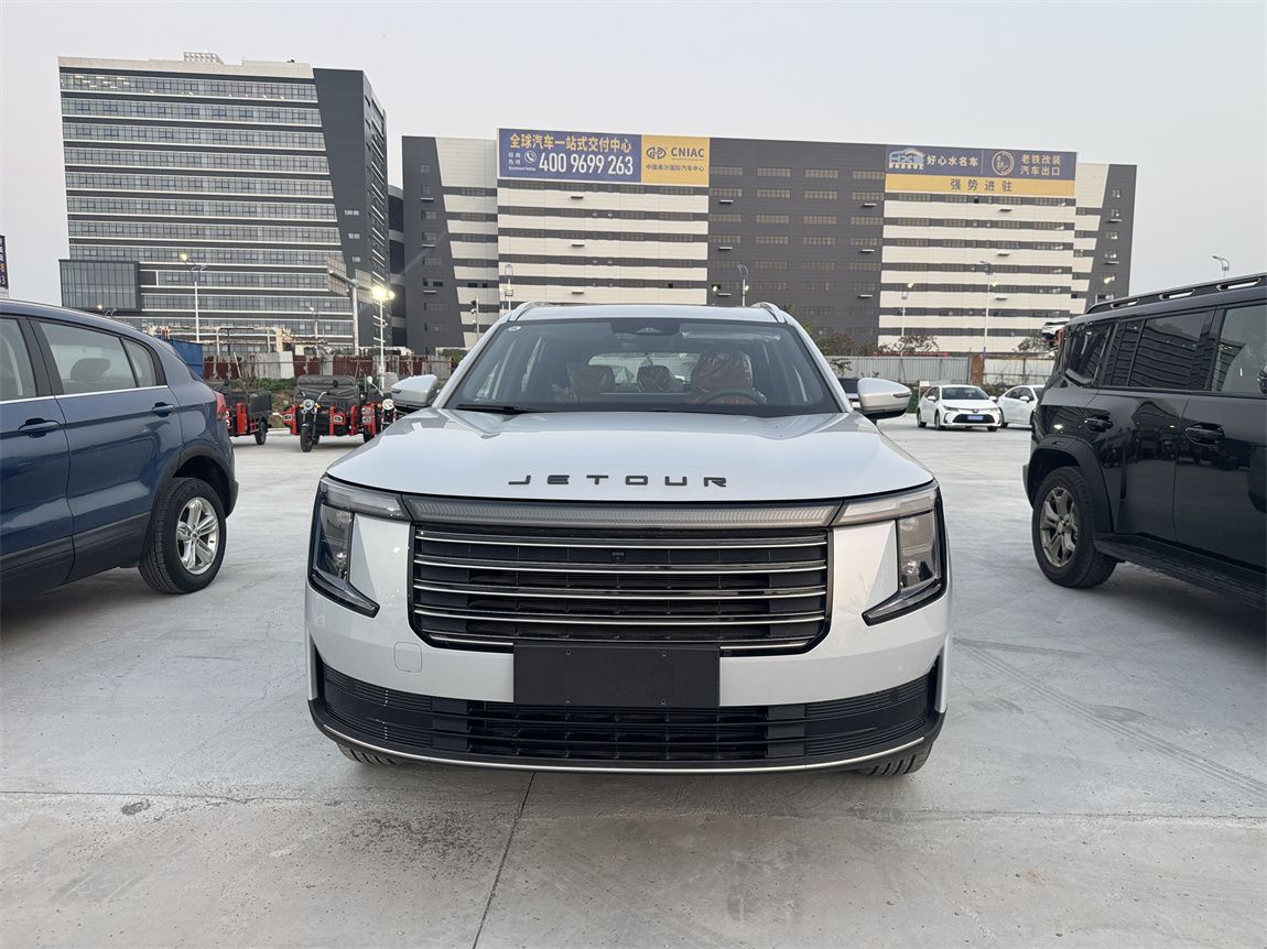 捷途X70L 2026款 1.5TD 双离合标准 5座 2
