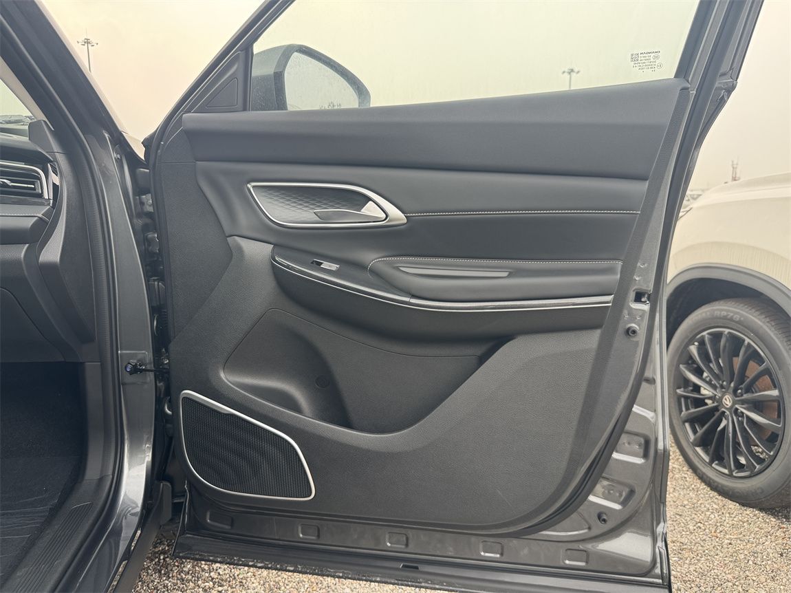 长安CS75PLUS 2026款 智慧冠军版 1.5T 新蓝鲸 智航型 5